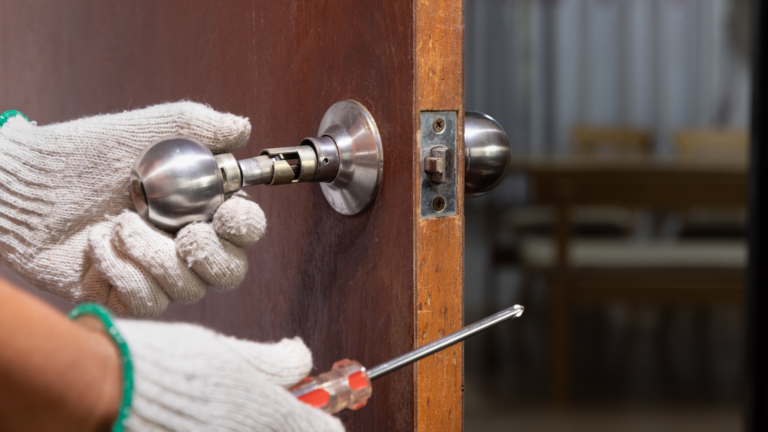 residential expert high-quality home locksmith new smyrna beach, fl – lock and key solutions for homes